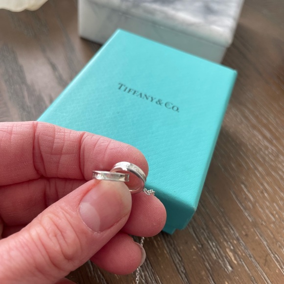 Tiffany’s 1837 Interlocking Circles Bracelet - Picture 3 of 7